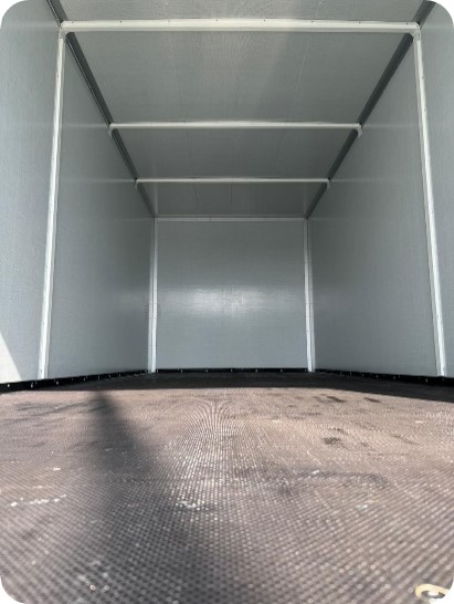 Фургон – рефрижератор на шасси DONGFENG C80L с ХОУ CARRIER C700 и ГБ NEU XB15130L
