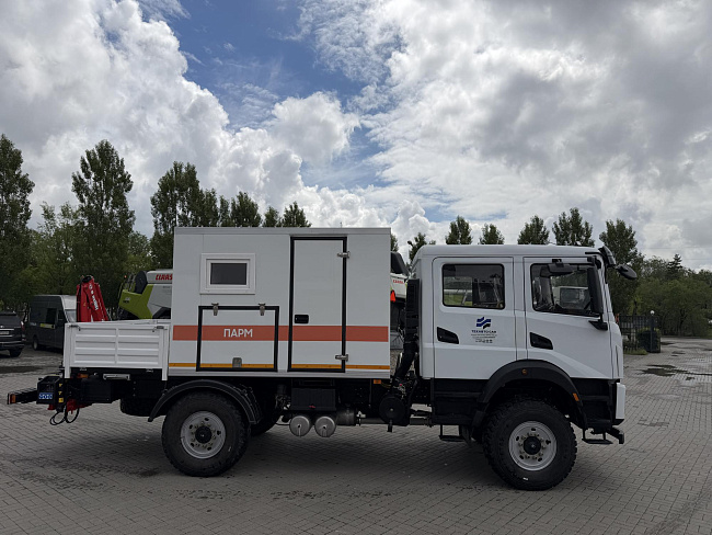 Мастерская передвижная ПАРМ-2  DONG FENG 4×4  6 мест с краном манипулятором КМУ 