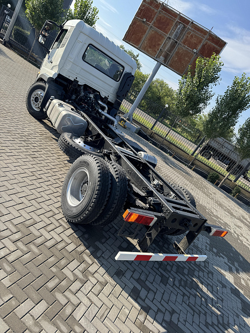 ШАССИ АВТОМОБИЛЬНОЕ DONFENG 3180 4x2