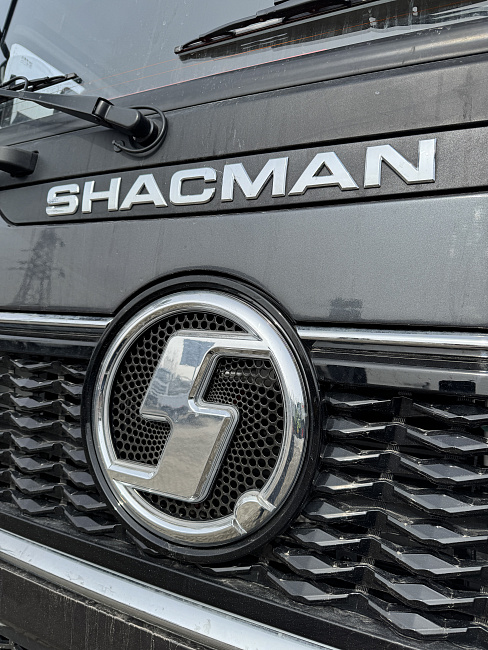 Удлиненное шасси SHACMAN 6х6 SX1258DR385 база 4 575мм КАБИНА X5000