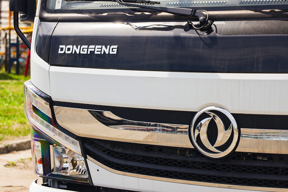 АГП-18 TR-318 New (высота подъема 18м) на базе DONGFENG Z55N