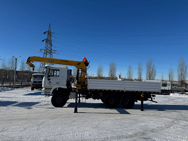 АВТОМОБИЛЬ БОРТОВОЙ SHACMAN 6x6 с КРАНОМ МАНИПУЛЯТОРОМ (КМУ) 8 тонн XCMG SQS200