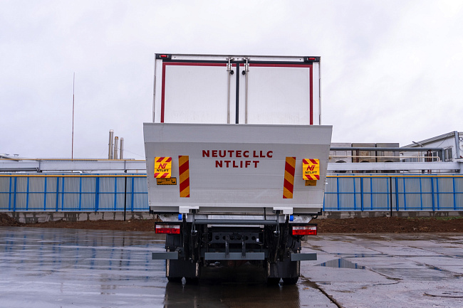 Фургон – рефрижератор на шасси DONGFENG C180LA с ХОУ CARRIER SH850 и ГБ NTLIFT 1.5