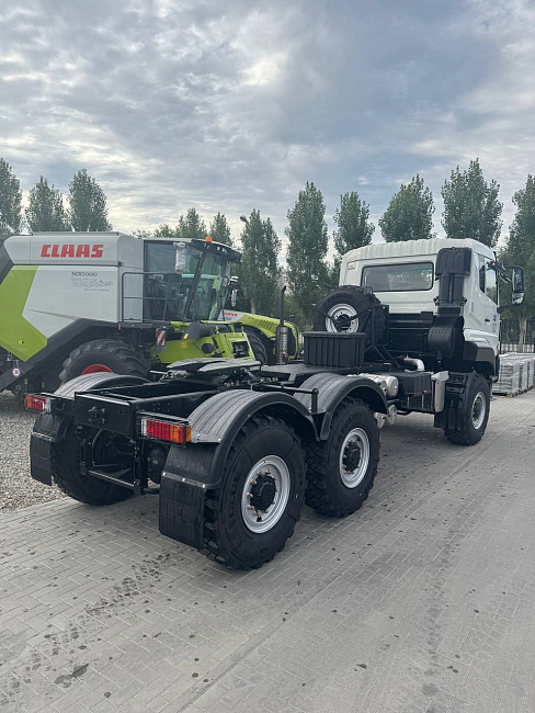 СЕДЕЛЬНЫЙ ТЯГАЧ DONGFENG 3250 6x6