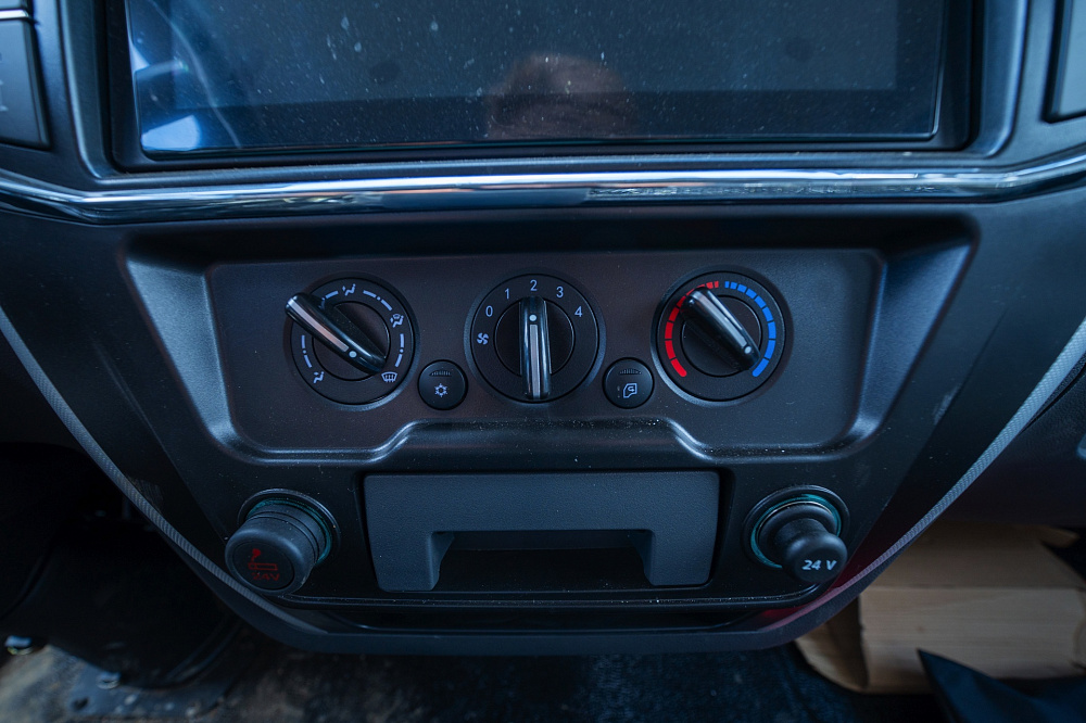 Dongfeng C120S