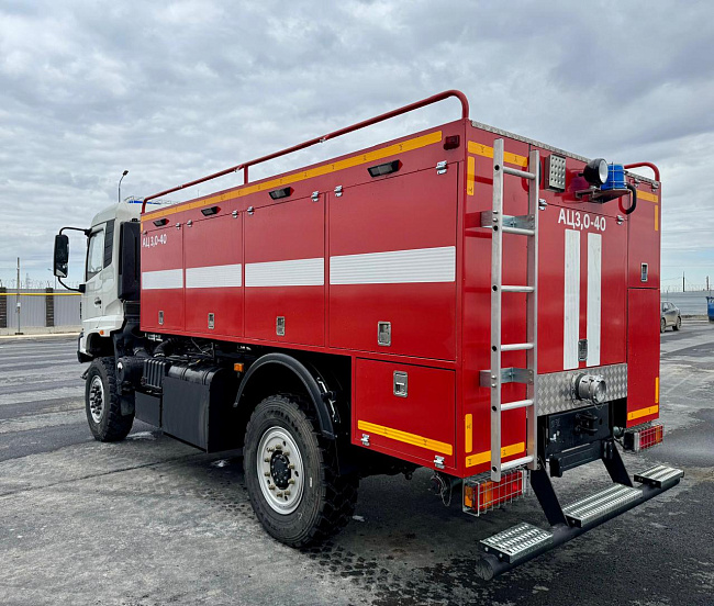 АВТОЦИСТЕРНА ПОЖАРНАЯ АЦ-3/40 DONGFENG 4х4