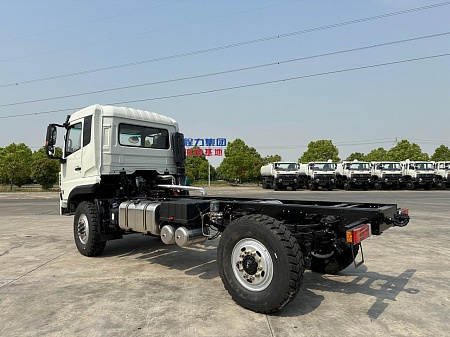 Бортовой автомобиль DONFENG 2131 4х4