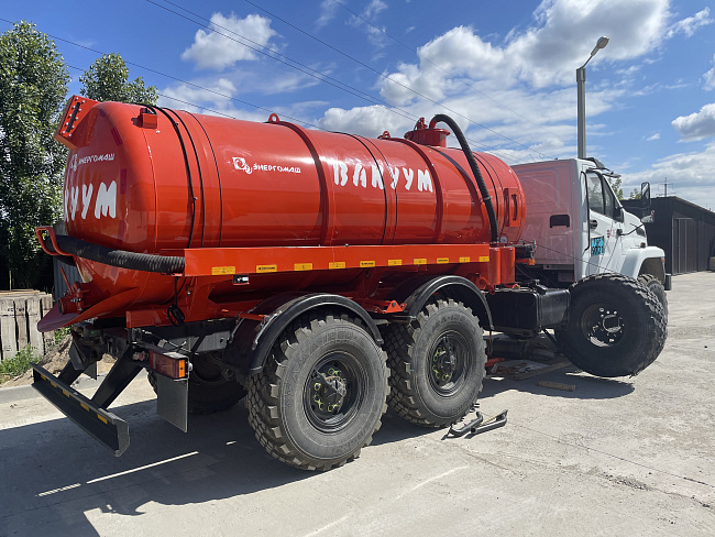 АВТОЦИСТЕРНА ВАКУУМНАЯ МВ-10 Урал NEXT 6x6