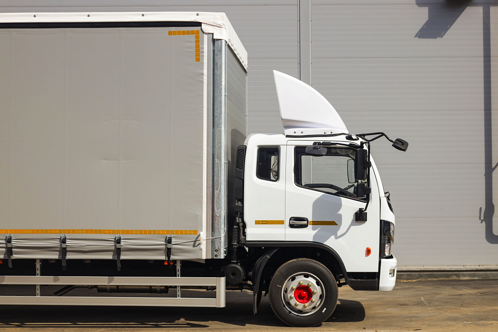 Автомобиль грузовой бортовой с тентом (ШТОРНИК) на базе DONGFENG С120L