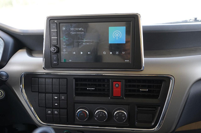 Шасси DONGFENG 4х4 вездеход кабина 2 ряд 13 тонн (рестайл 2026) мосты DENA