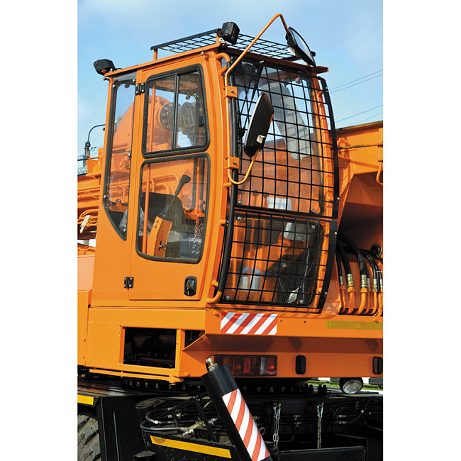 Машина бурильная шнековая МБШ-818