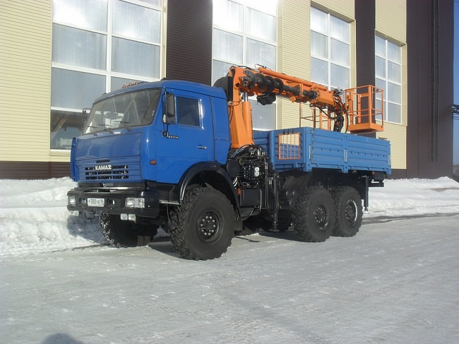 Многофункциональный кран-манипулятор МКМ-200К (4х4, 6х6)