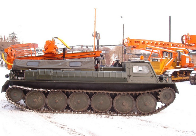 Буровая геологоразведочная машина БГМ-21