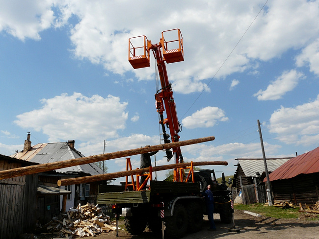 Многофункциональный кран-манипулятор МКМ-200 (УРАЛ 4320)