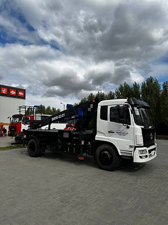 Автовышка АГП-22 на шасси DONGFENG 3180 4x2