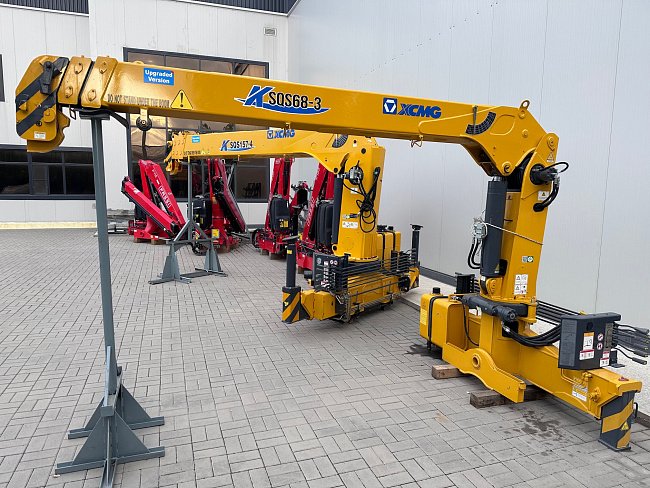 Бортовой автомобиль Dongfeng C120L с КМУ XCMG SQS68-3