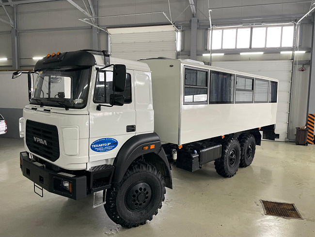 Вахтовый автобус Урал 3255-80 (кабина бескапотного типа) 30 мест