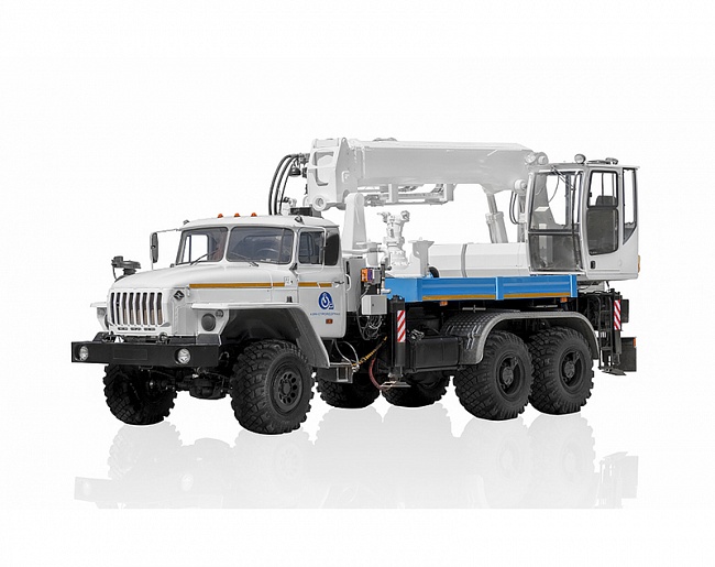 Универсальная бурильная машина УБМ-85-11 (Урал 4320)
