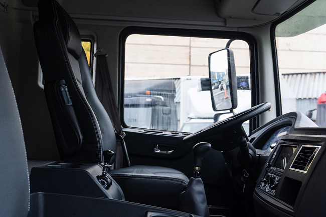 DONGFENG C180LS Крано-манипуляторная установка HYVA SK-6.3 (+ борт 7,5м (AL)