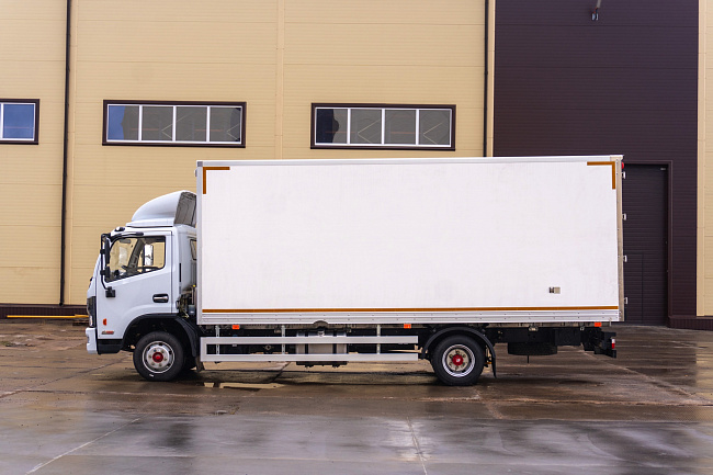 Промтоварный фургон на базе DONGFENG C80L | 6200х2300х2300