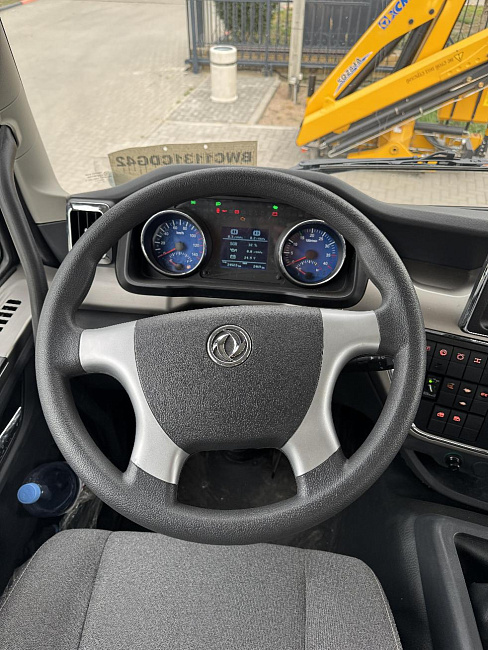 БОРТОВОЙ АВТОМОБИЛЬ DONGFENG 4x4 c КМУ / 7 мест