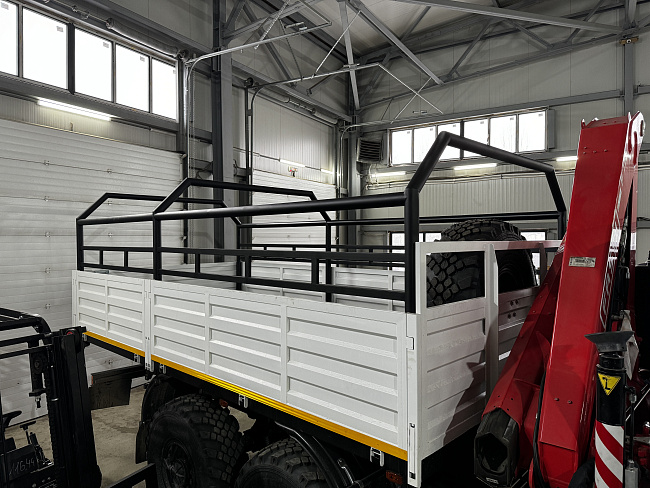 Урал NEXT 7 мест (Бортовой) - Урал NEXT 4320-72Е5 с КМУ 6x6