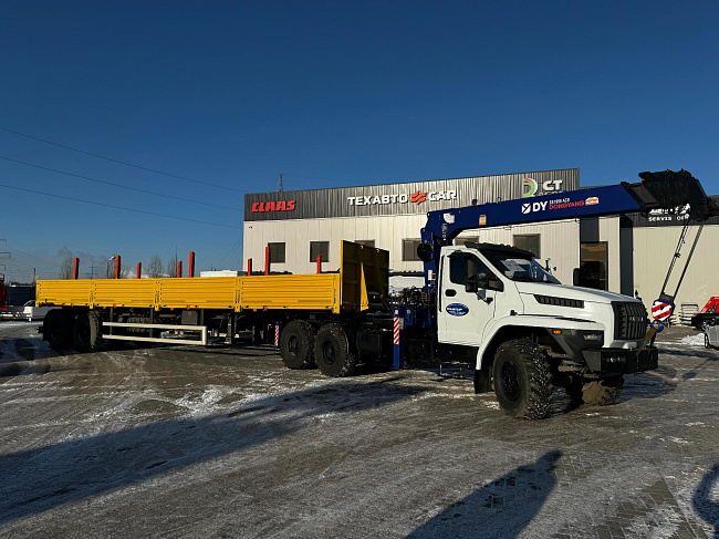 Седельный тягач Урал NEXT 44202-74 с КМУ