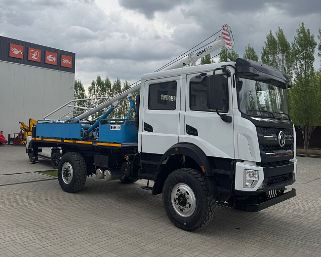 Бурильно-крановая машина DF БКМ-516 на шасси DONFENG 2131 4x4 спаренная кабина 6 мест