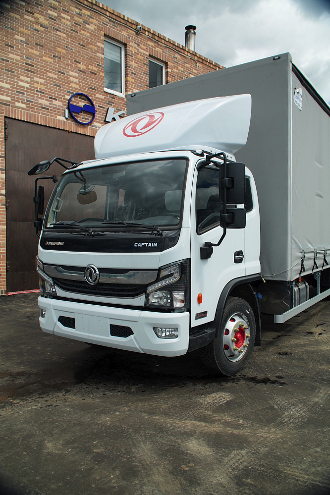 Автомобиль грузовой бортовой с тентом (ШТОРНИК) на базе DONGFENG С120L